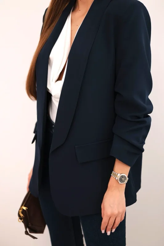 Elegant longline relaxed-fit blazer