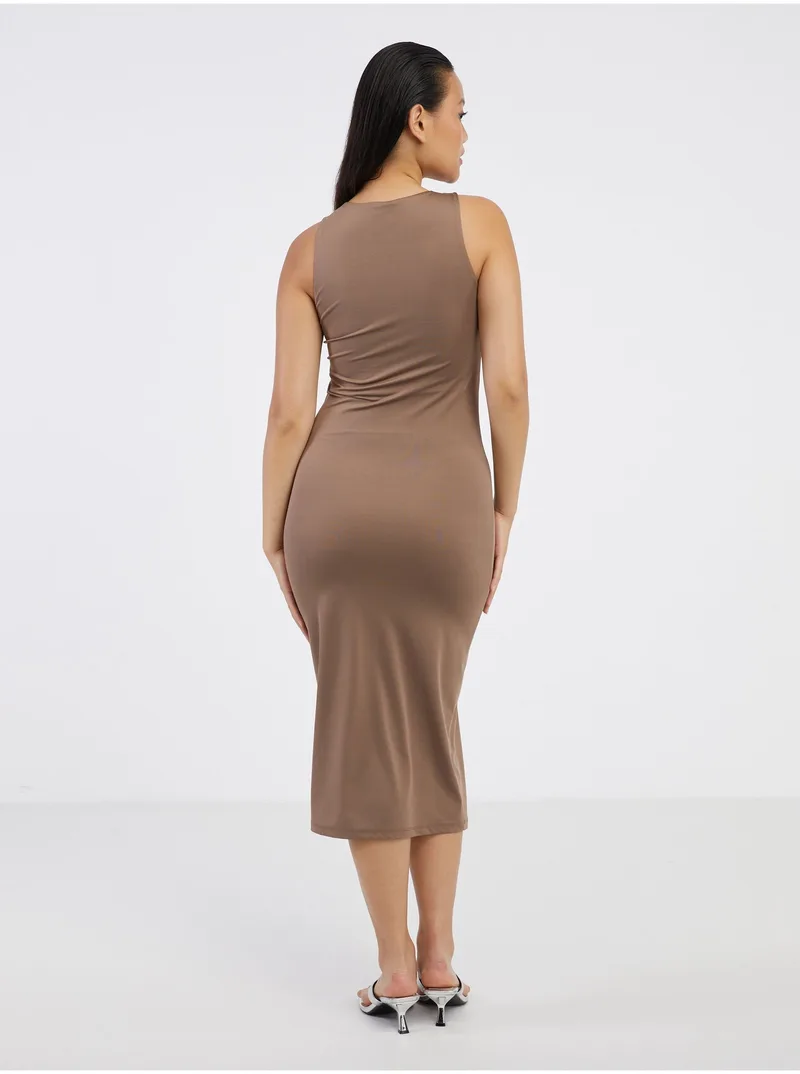 Vero Moda pieguļoša midi kleita